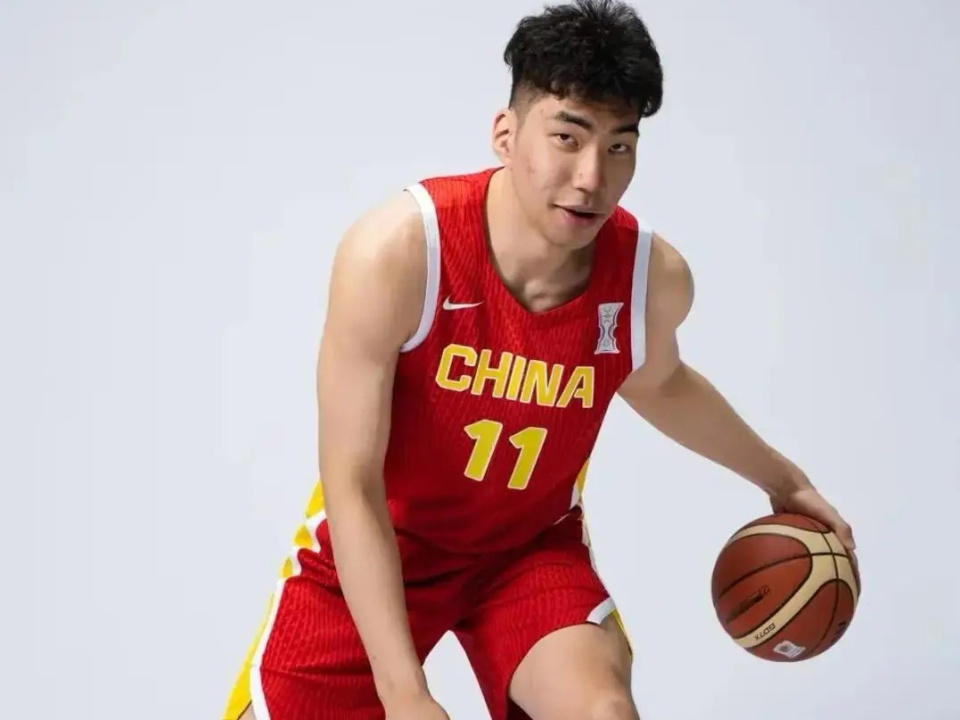 起撑起了内