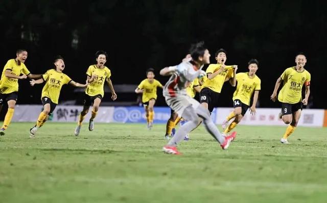 主教练朱利, jpg, ws