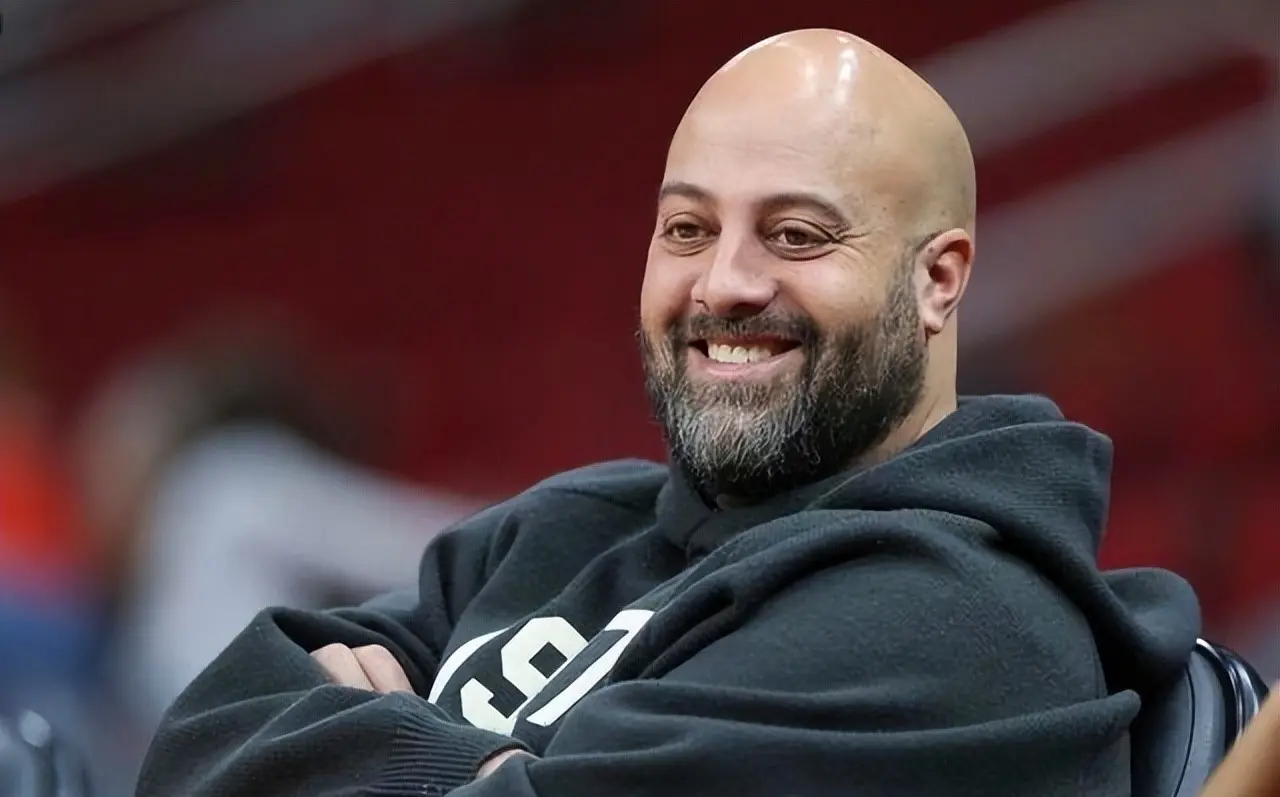 的职业态度, 垫底跃升至