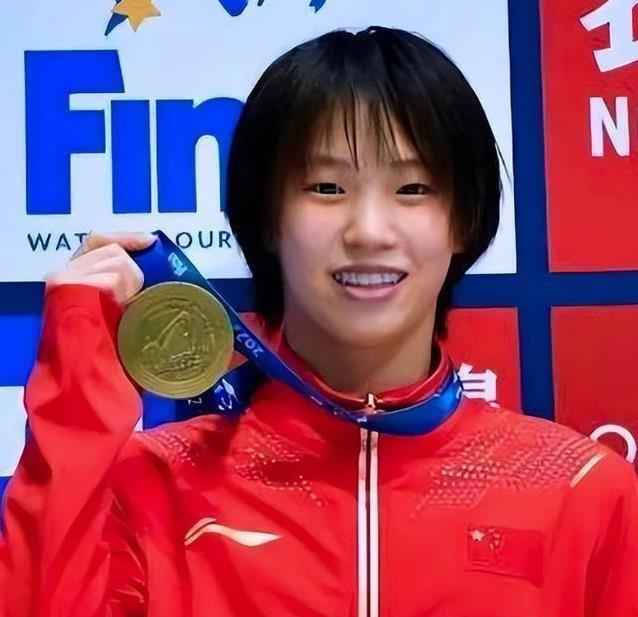 不容易, 军的头衔, img