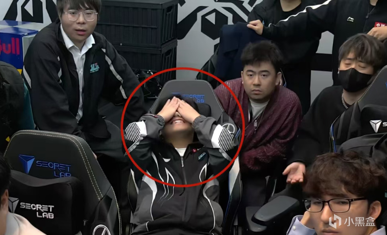 entit, w却在后台 entit, w却在后台