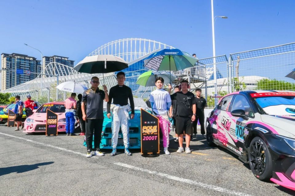 umino, 三个赛季C, kzVBE